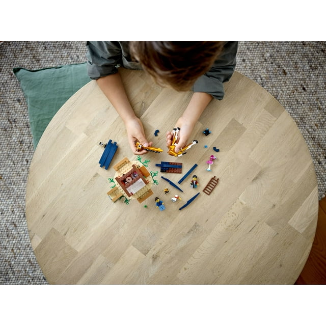 LEGO Creator 3in1 Safari Wildlife Tree House 31116 Building Toy (397 Pieces)